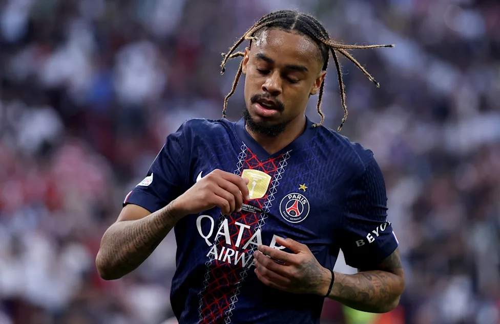 Bradley Barcola in action for Paris Saint-Germain