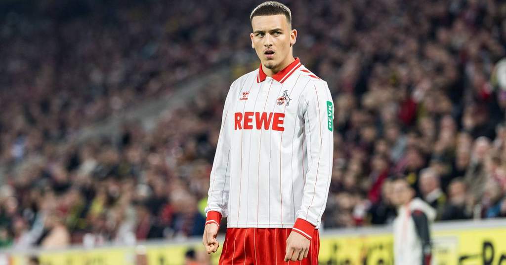 Said El Mala playing for FC Cologne during a match