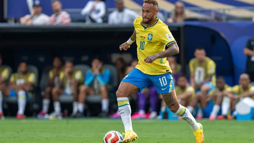 Zlatan Ibrahimovic Reacts to Neymar International Retirement