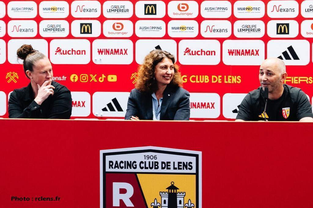 RC Lens Feminin management presenting new project at La Gaillette