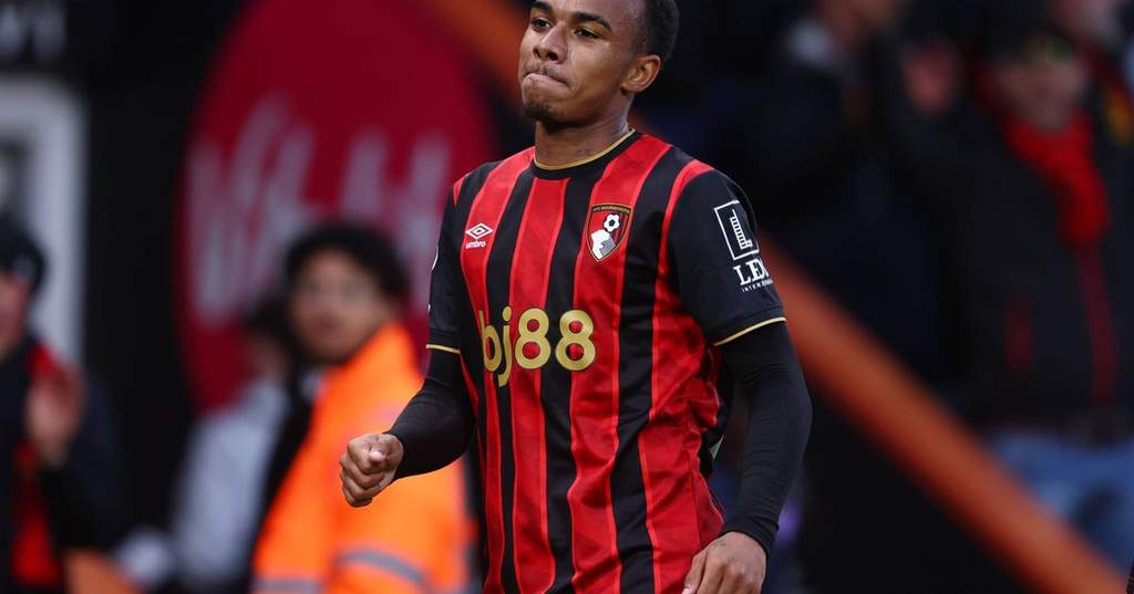 Barcelona Challenge PSG for 100M Target Eli Junior Kroupi