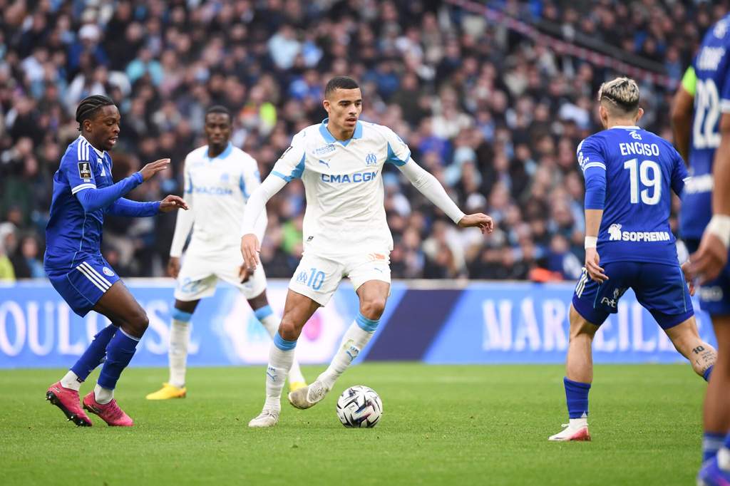 Mason Greenwood playing for Olympique de Marseille during a match.