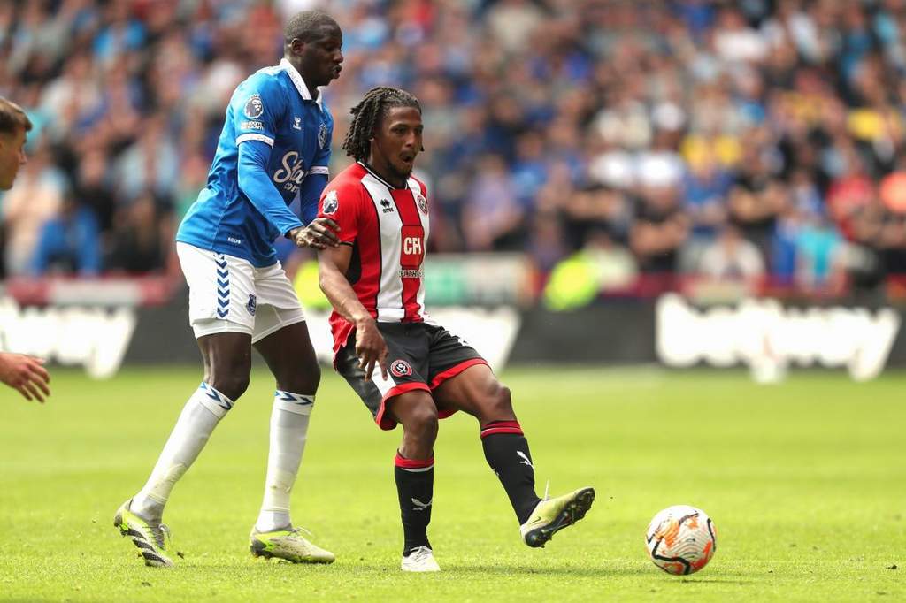 Algerian Defender Yasser Larouci Joins Le Mans on Free Transfer