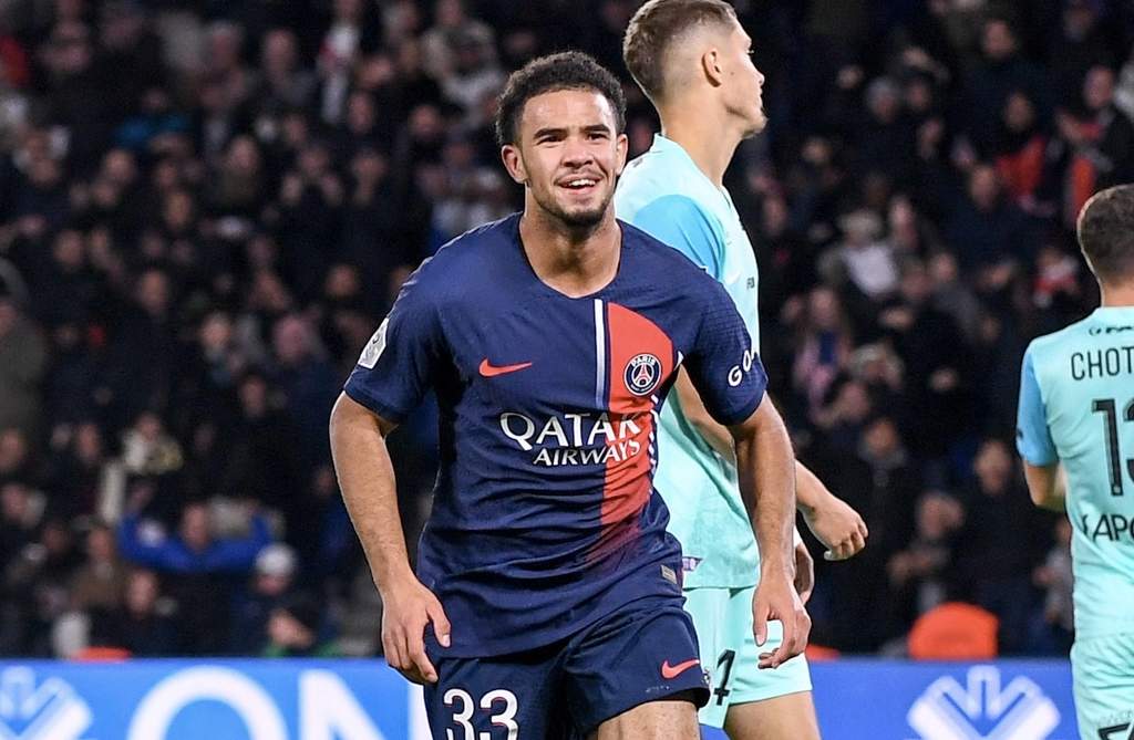 Pierre Menes Slams Warren Zaire-Emery France Performance