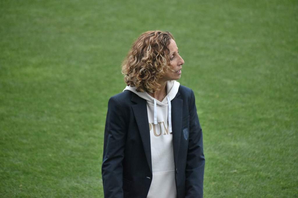 Sarah M'Barek Blasts RC Lens Over Shock Dismissal Announcement