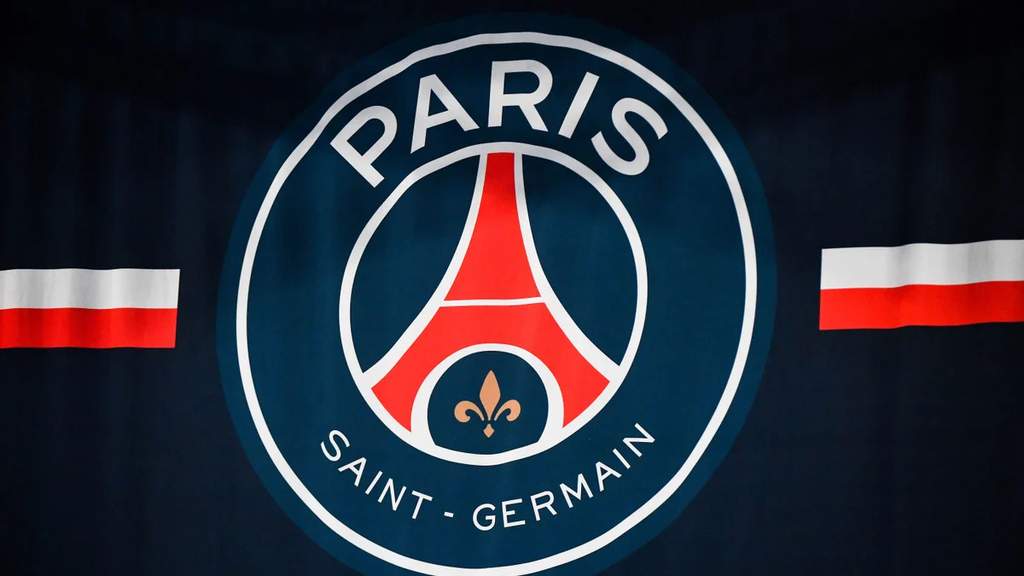 The FC Barcelona and PSG club badges side by side